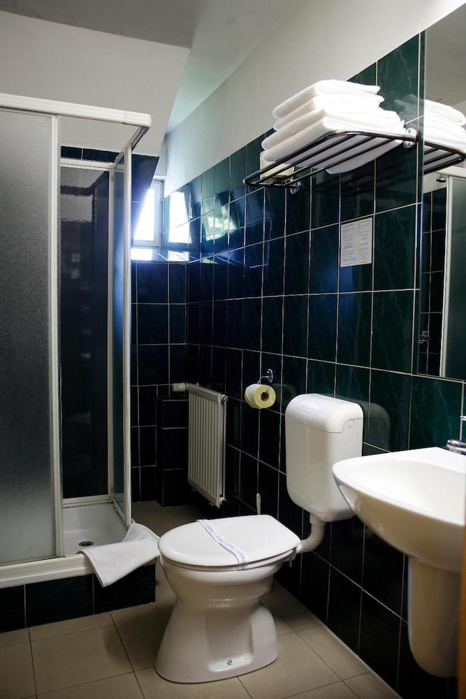 Hotel Bara Junior Βουδαπέστη Εξωτερικό φωτογραφία