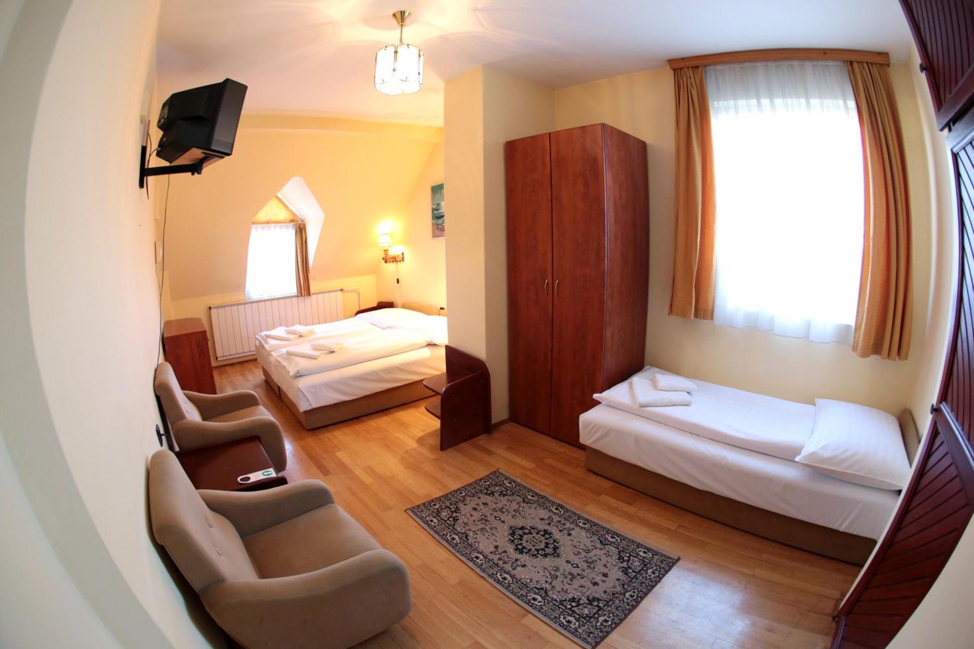 Hotel Bara Junior Βουδαπέστη Εξωτερικό φωτογραφία
