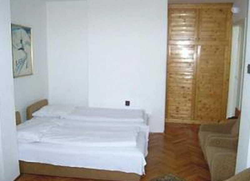 Hotel Bara Junior Βουδαπέστη Εξωτερικό φωτογραφία