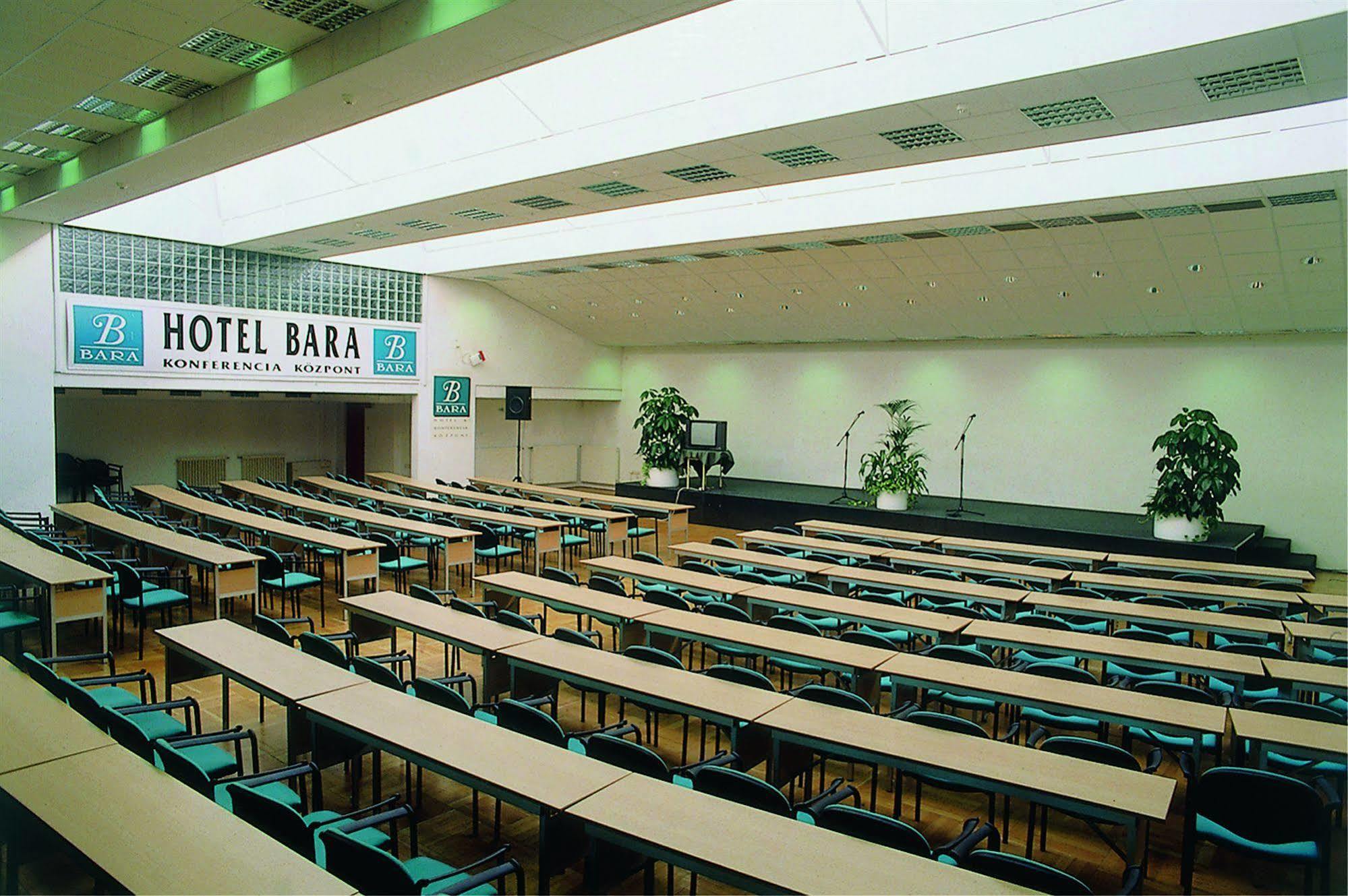 Hotel Bara Junior Βουδαπέστη Εξωτερικό φωτογραφία